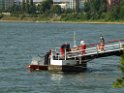 Einsatz Loeschboot und Rettungsboot Koeln Muelheim  P20